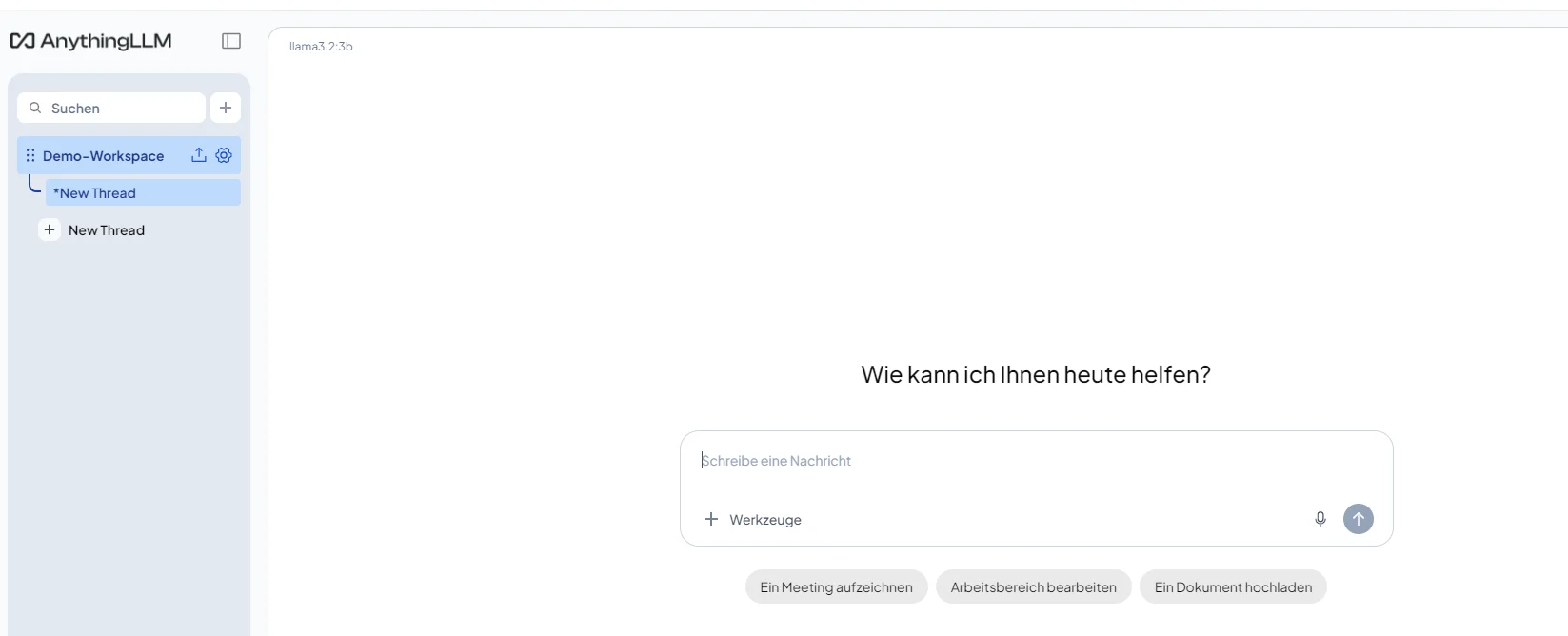 Ein angelegter Workspace mit dem Namen Demo-Workspace in der Seitenleiste, darunter ein Thread-Eintrag, oben der Modellname llama3.2:3b